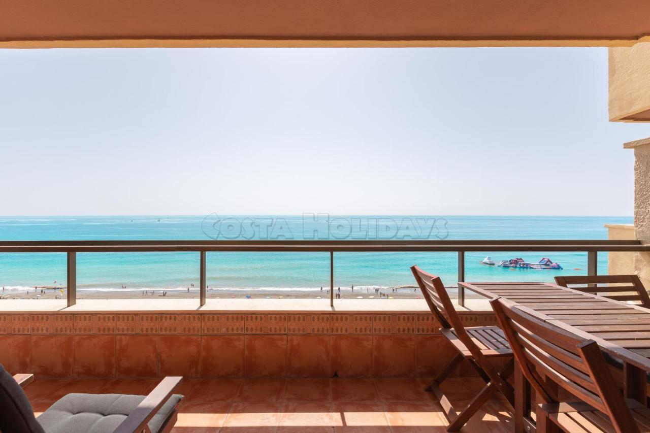 Los Reales 8C Estepona Bagian luar foto